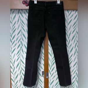 EUC Levi 505 straight black jeans. Size 29 Women’s.